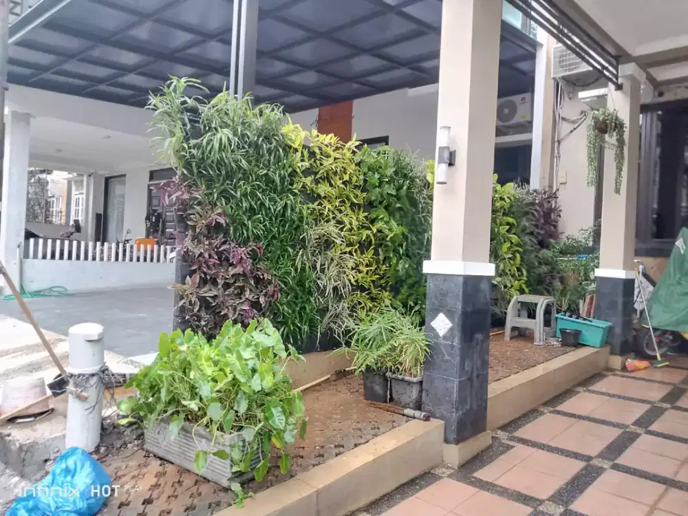 Vertikal garden dan taman