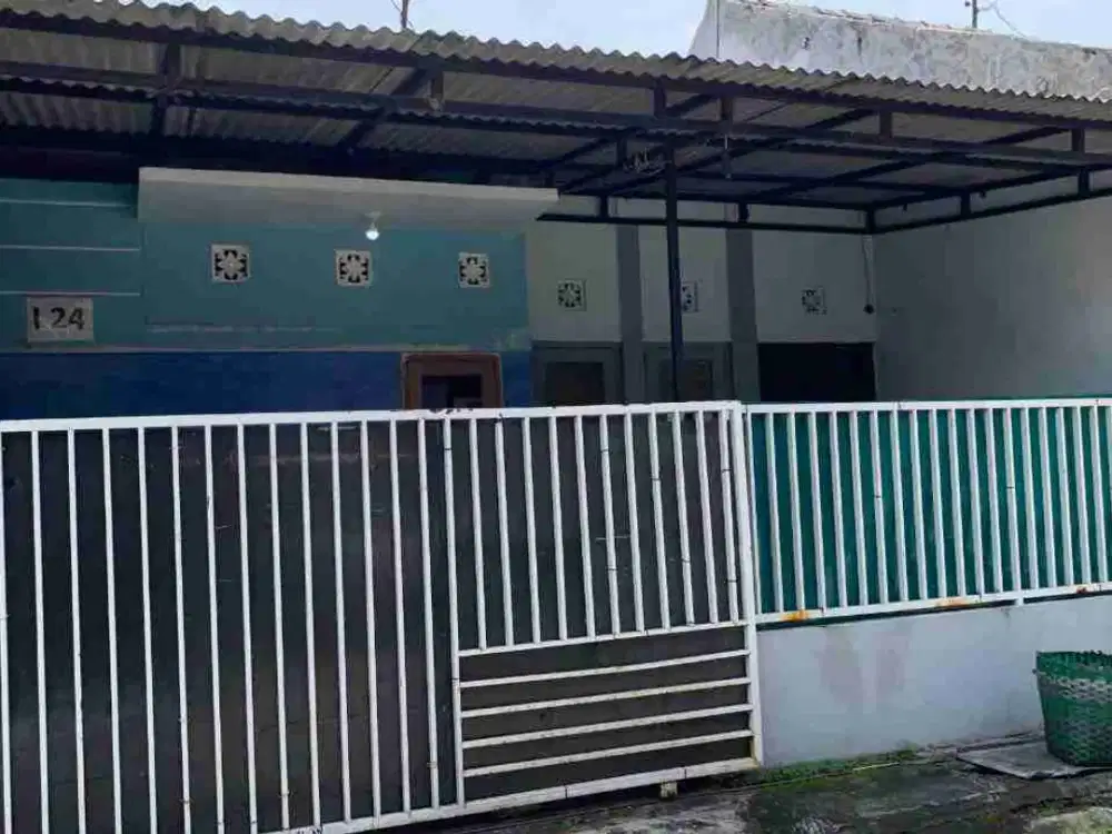 Rumah Second Nyaman di Perumahan Mojosongo Soll