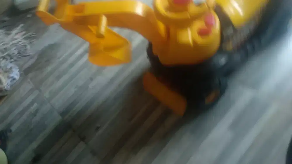 mobilan eskapator bisa dinaiki