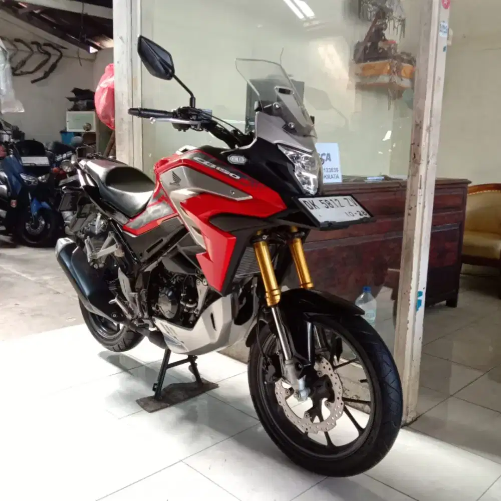 DP 3,5 JT/ BUNGA MENURUN 2% / HONDA CBX 150 TAHUN 2023