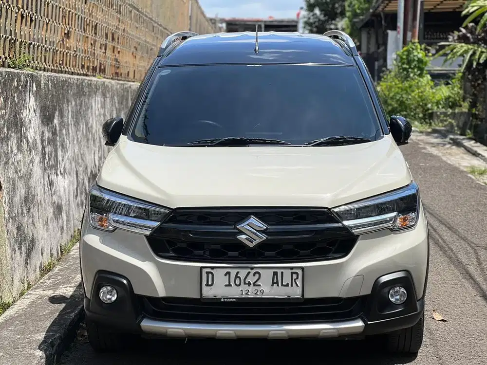 XL7 Hybrid Alpha AT 2024 coklat muda susu Original