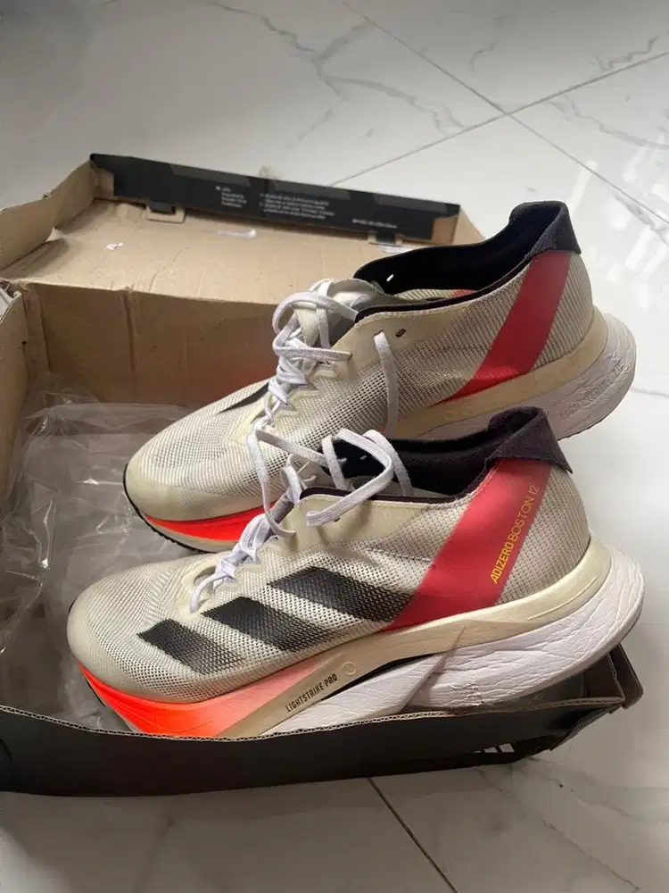 Jual Sepatu Adidas Adizero Boston 12 Size 42 1/3 ORI