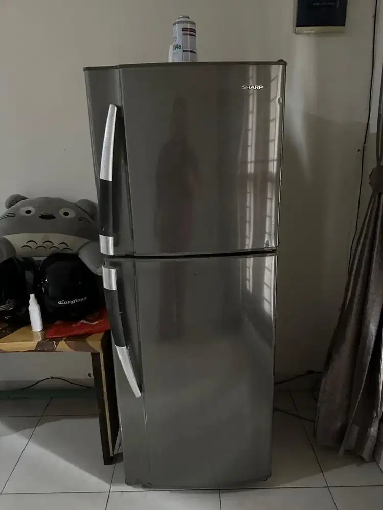 Kulkas 2 pintu merk sharp