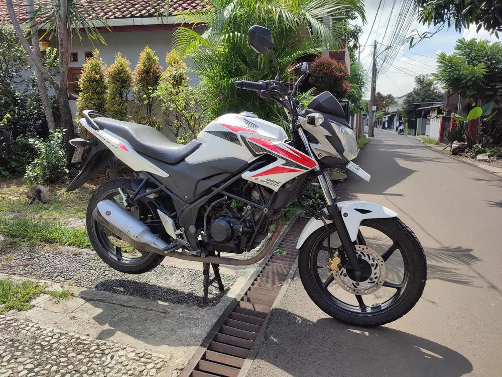 HONDA CB 150R TAHUN 2014