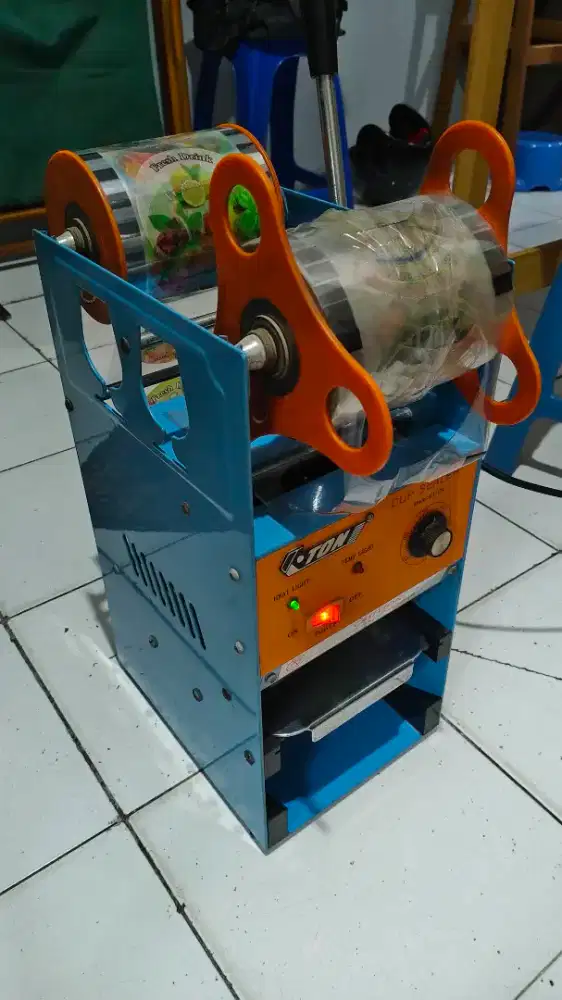 Mesin Cup Sealer