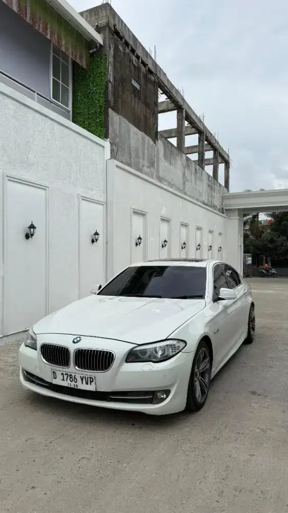 BMW 520i THN 2012
