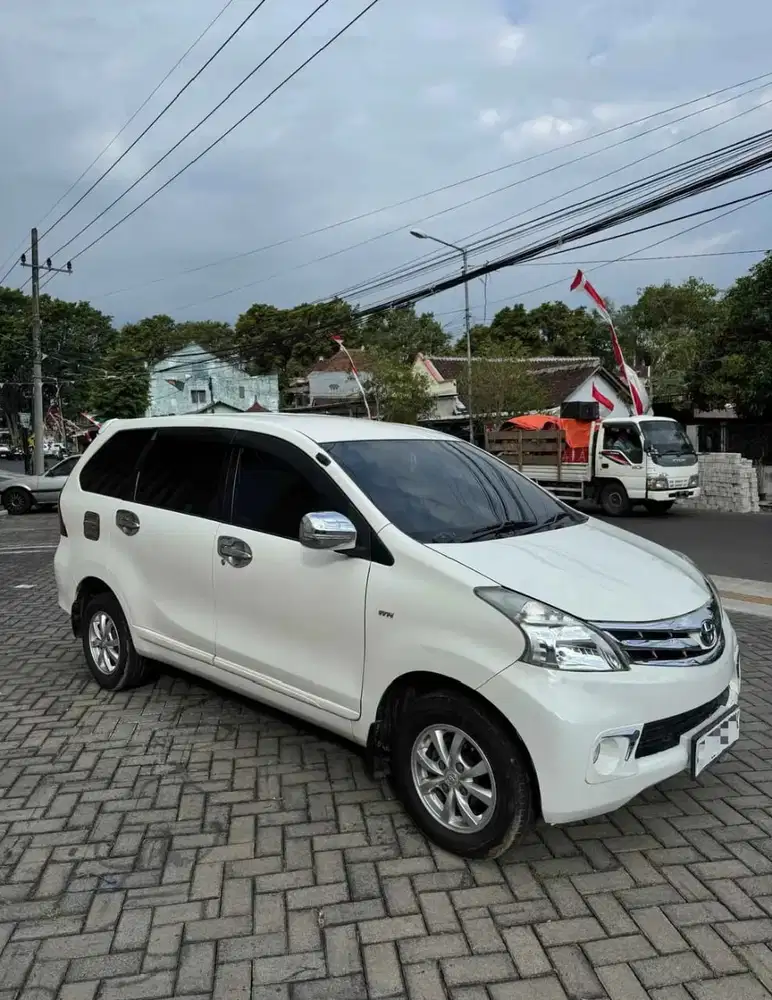 Toyota Avanza 2013 Bensin