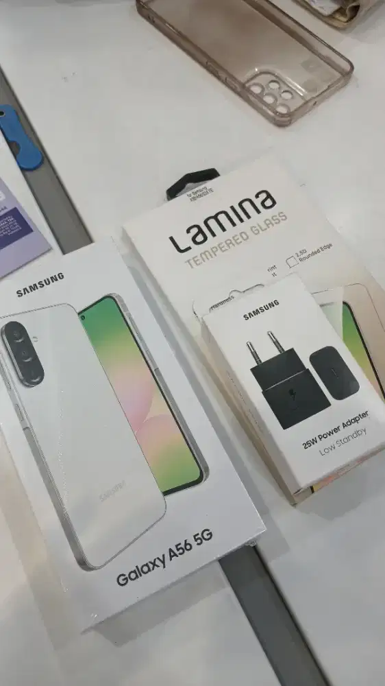 SAMSUNG A56 5G 8/256 12/256