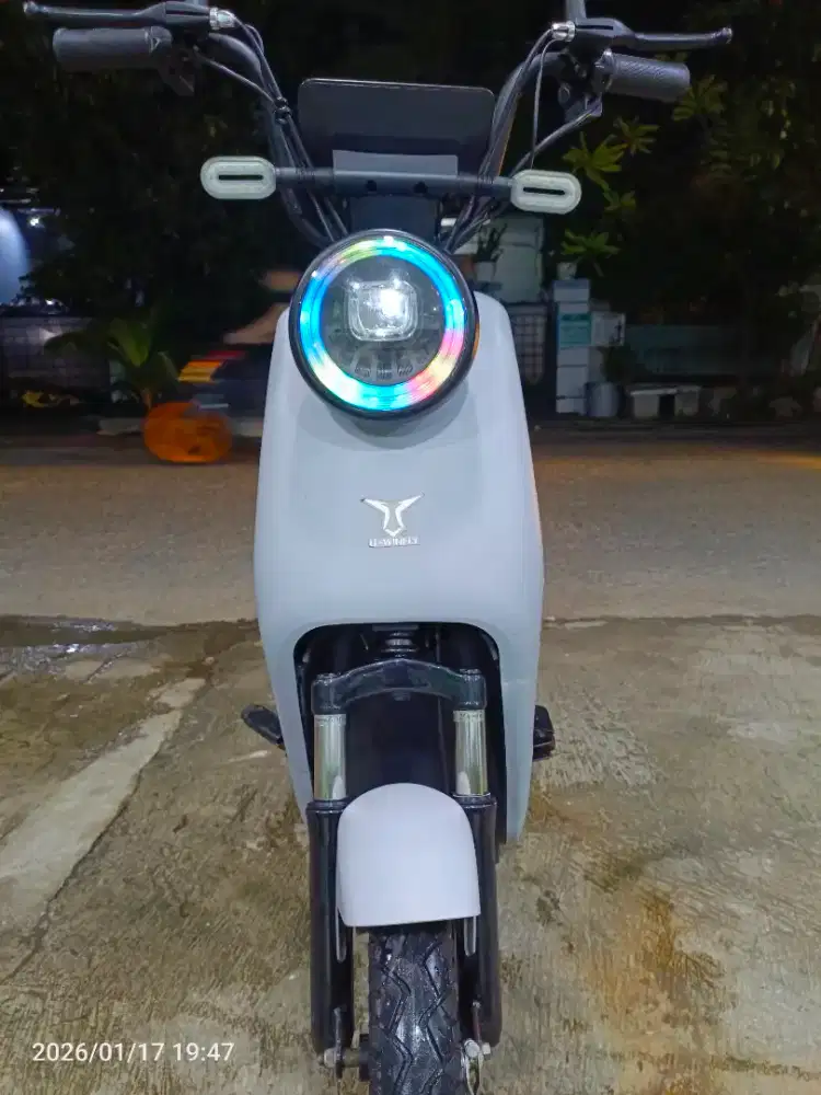 sepeda listrik winflay D812
