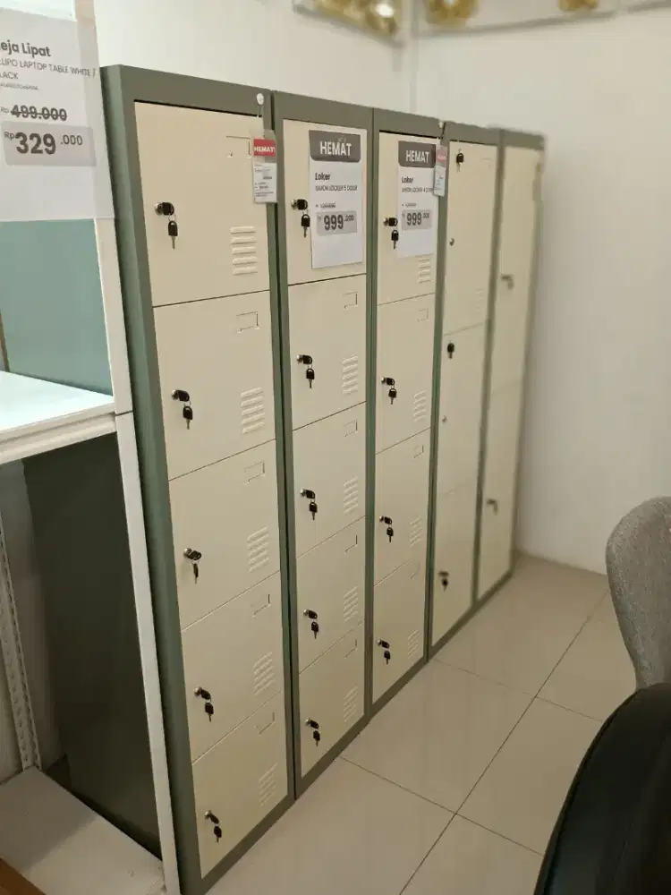 Obral murah loker besi anti karat/ loker kantor