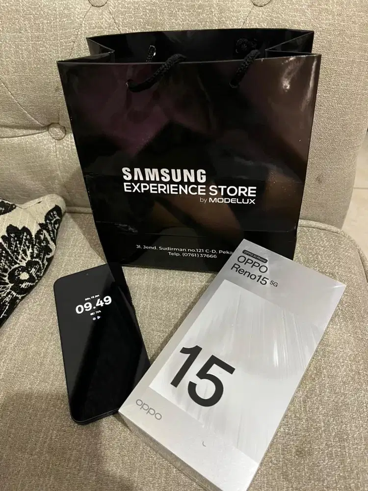 Oppo Reno 15 5g 8/256 Seperti Baru 1 hari pakai