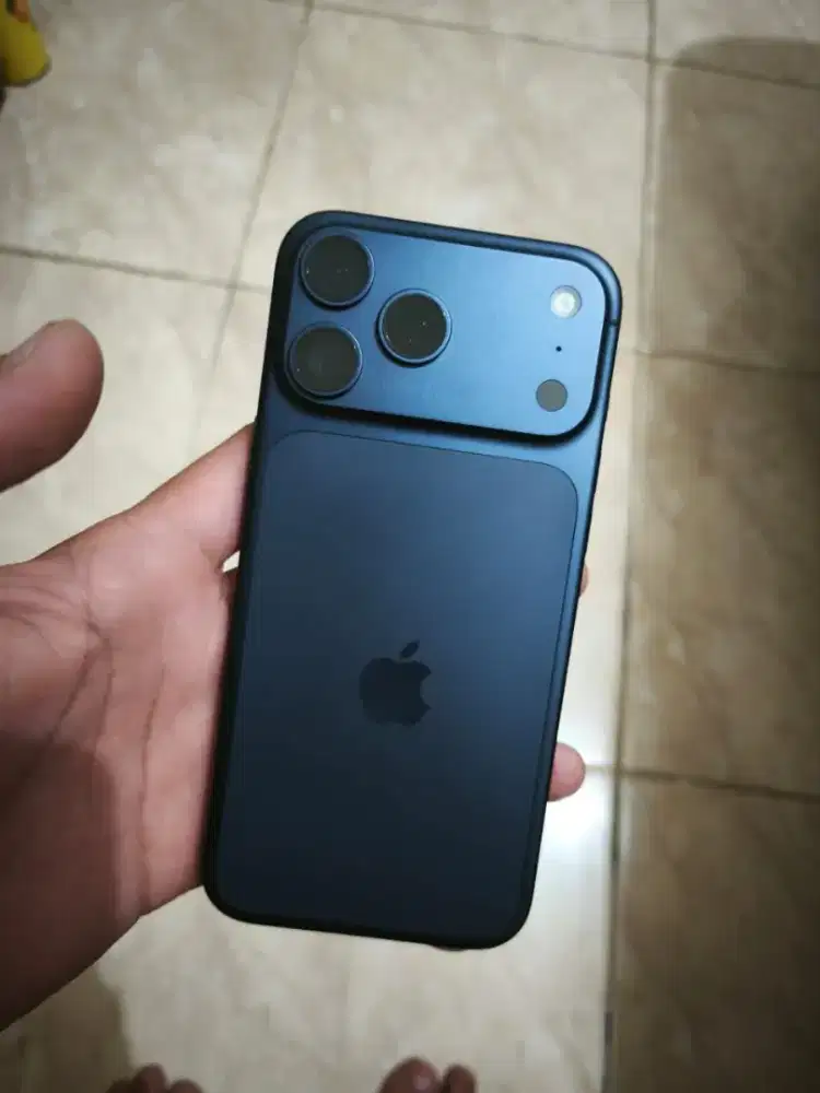 Iphone 17 Pro Max 256gb Deep Blue