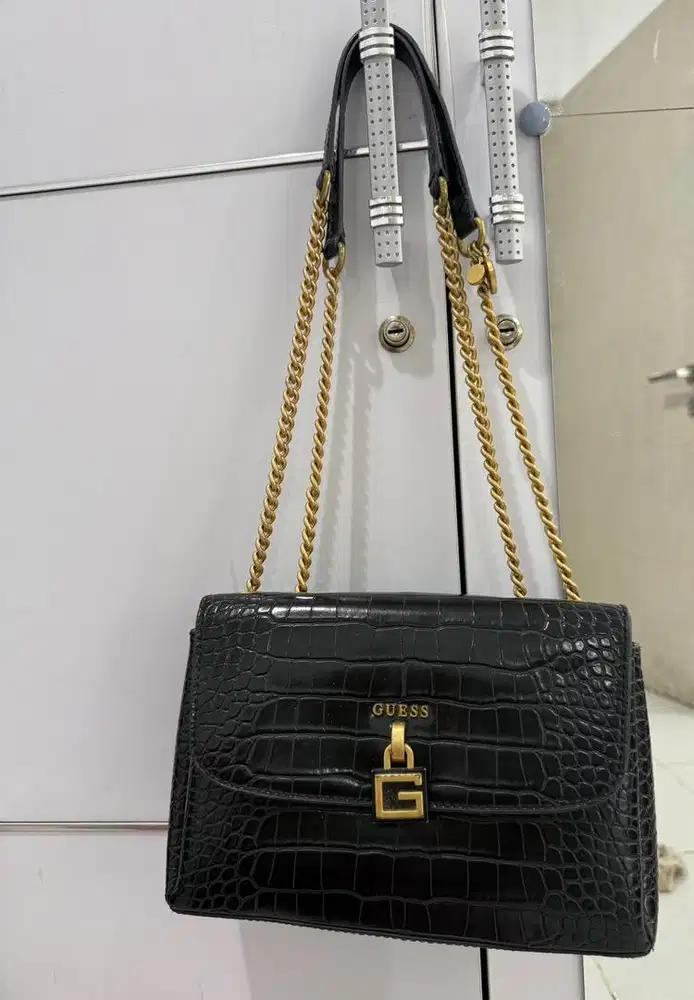 Tas guess original