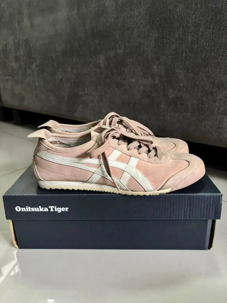 Preloved Onitsuka Tiger Mexico 66 in Pinkred White