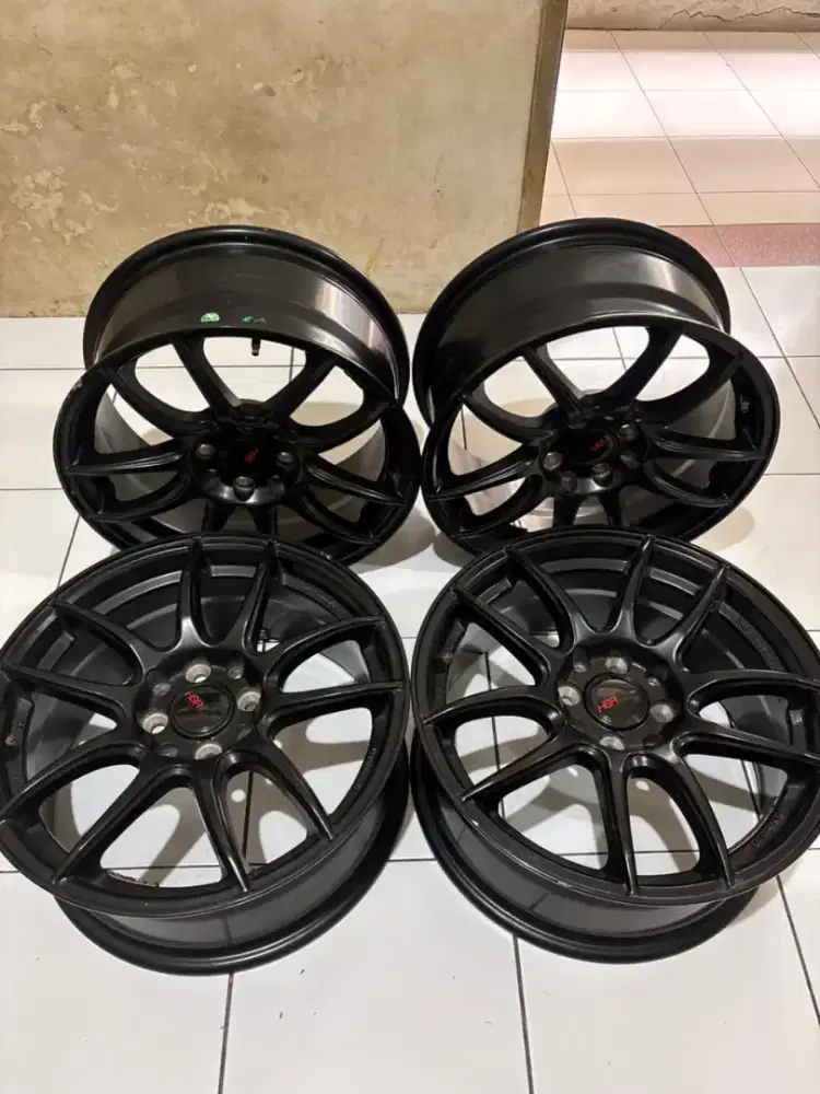 Velg Hsr R-15 (Konsisi istimewa)