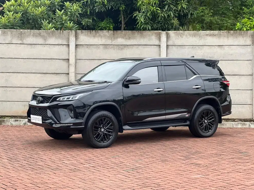 LOW TDP MULUS LIKE NEW ! Toyota Fortuner VRZ 2.4 FACELIFT 2020 2025