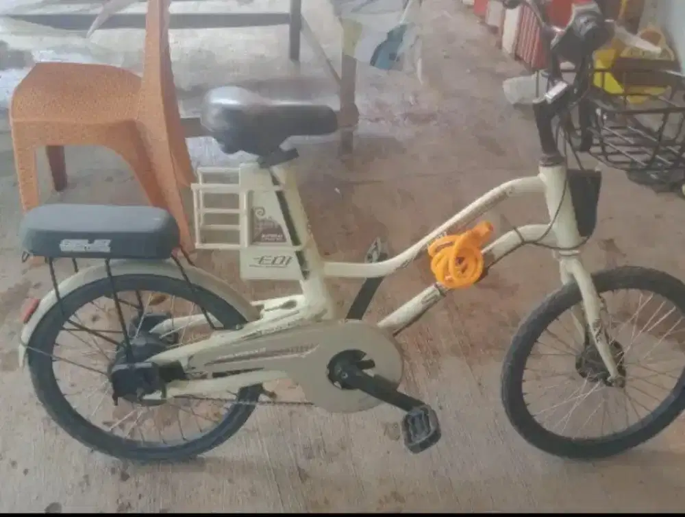 Sepeda bmx super dan selis