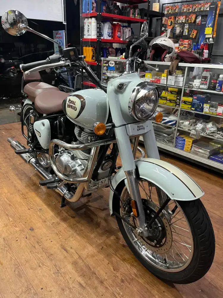 Royal Enfield Classic 350 Reborn