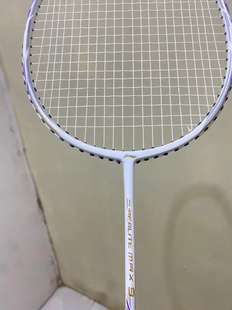 Dijual Raket Lining Super Lite Max 9