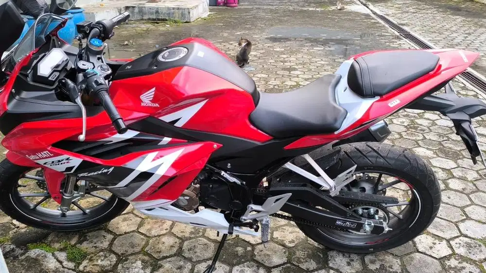 Di jual motor CBR 150