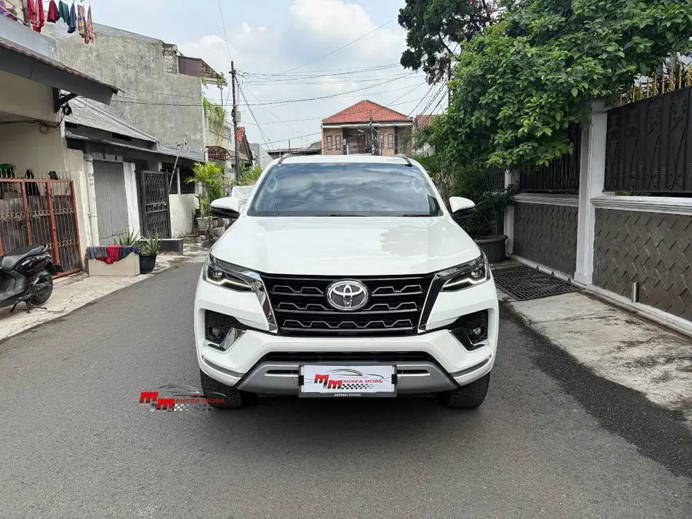 Toyota New Fortuner VRZ 2.4 Diesel AT 2021 Putih