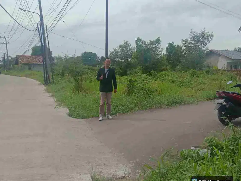 dijual tanah strategis jalan luas sudah cor depan dan kiri, total luas 864m.