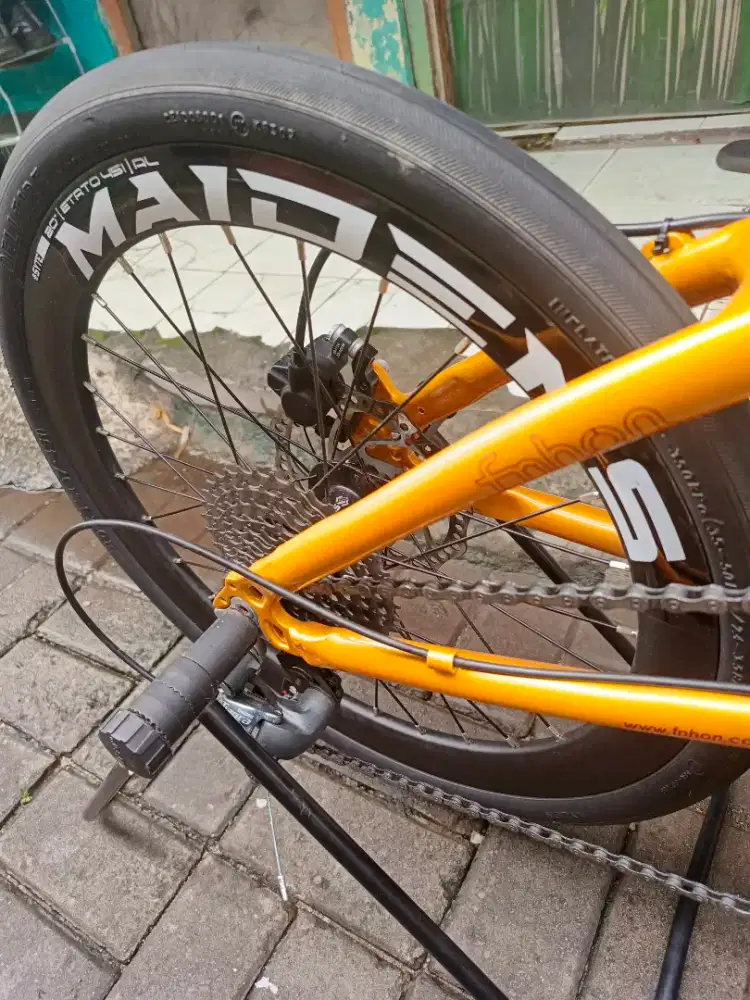 sepeda lipat fnhon blast likenew