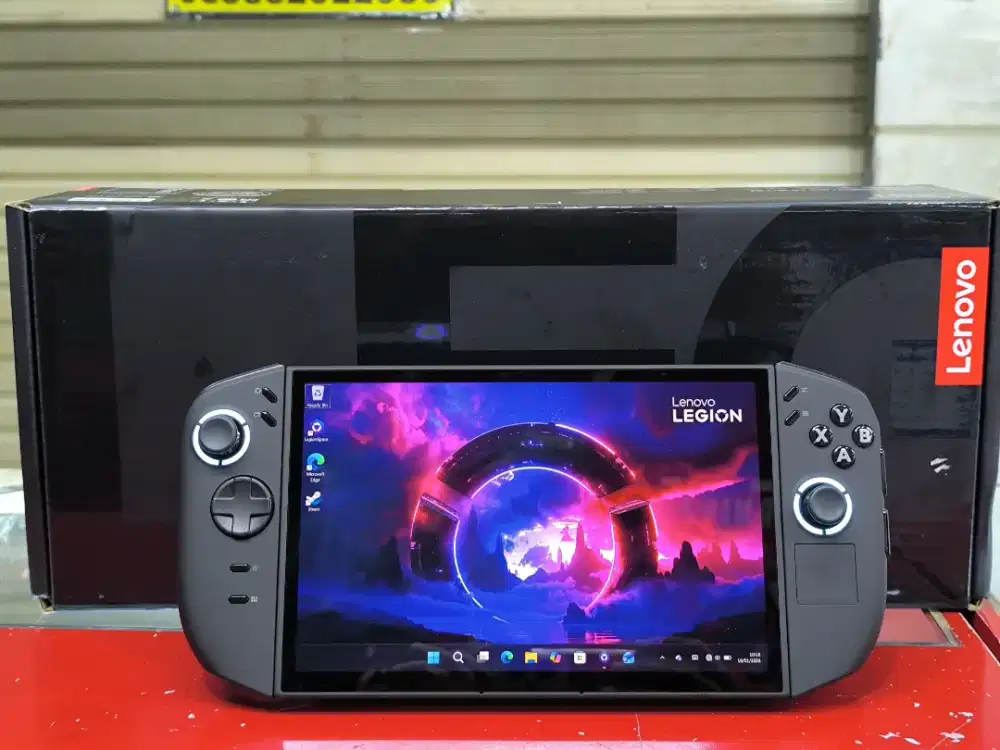 LEGION GO 2 OLED 32/1TB Garansi Resmi 
Fullset