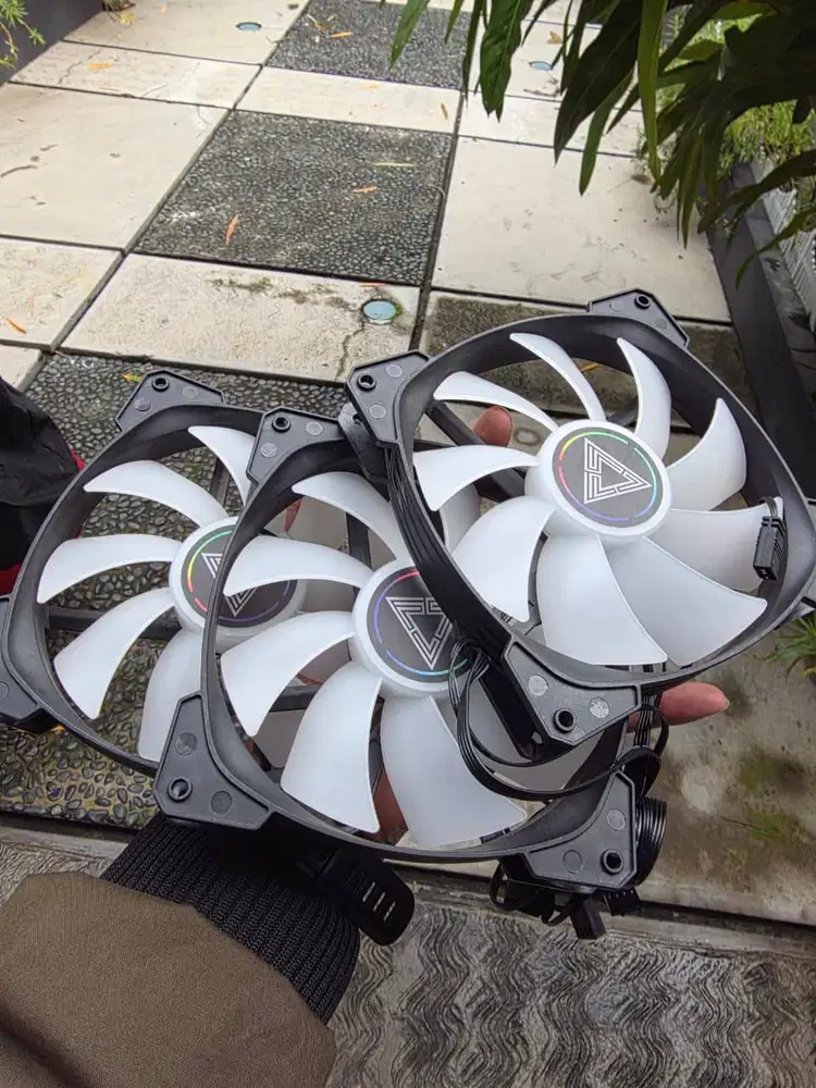 Paket 3x RGB Case Fan 120mm (Ex-Montech Sky Two/Air)