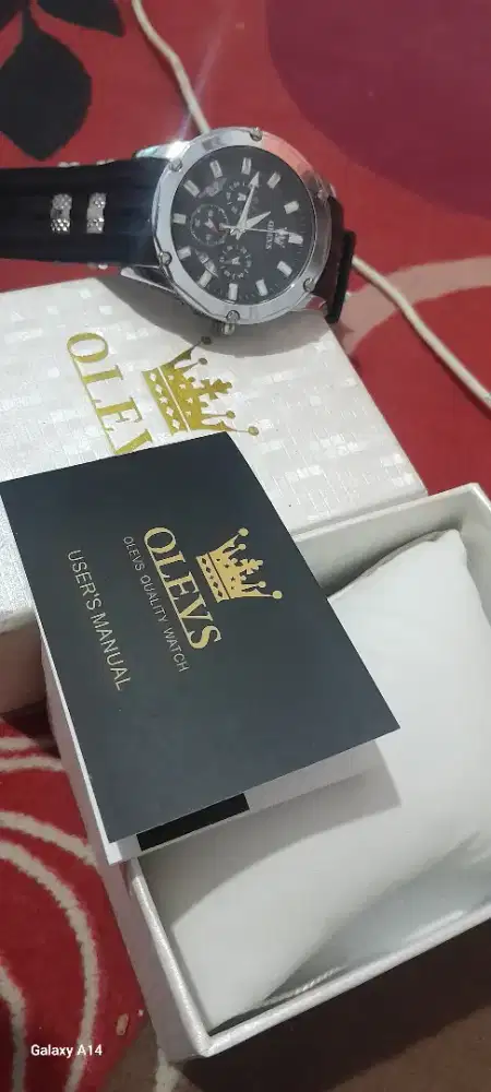 Jam tangan olive.mewah nyaman