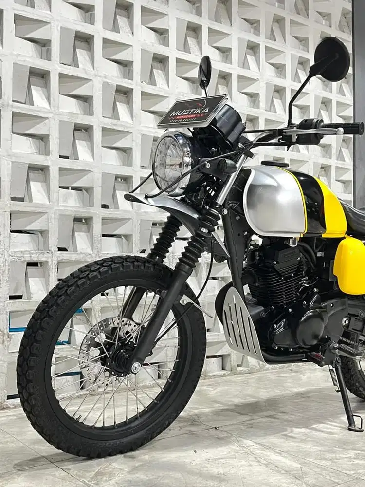 Stok Terbatas!!Kawasaki W175 Pro Tuner th 2018 - Ayu Mustika