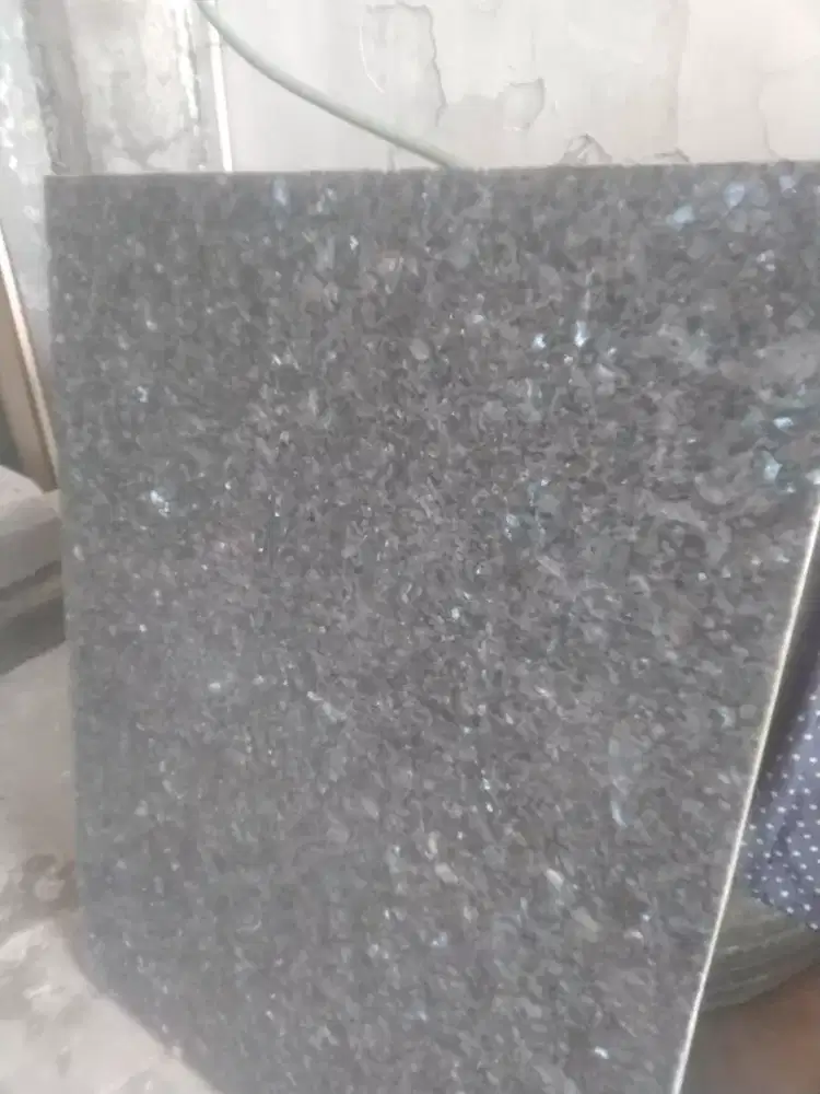 Marmer ukuran 60x80 tebal 2 cm