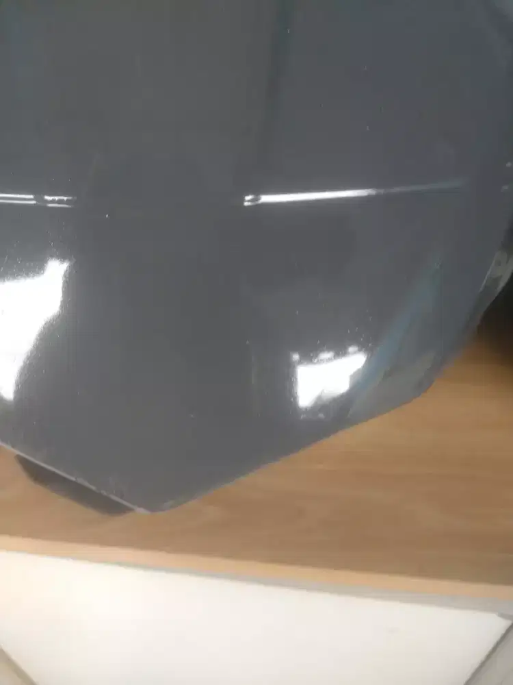 Jual helm aja Ega ke pake  lecet dikit aja bagian belakng