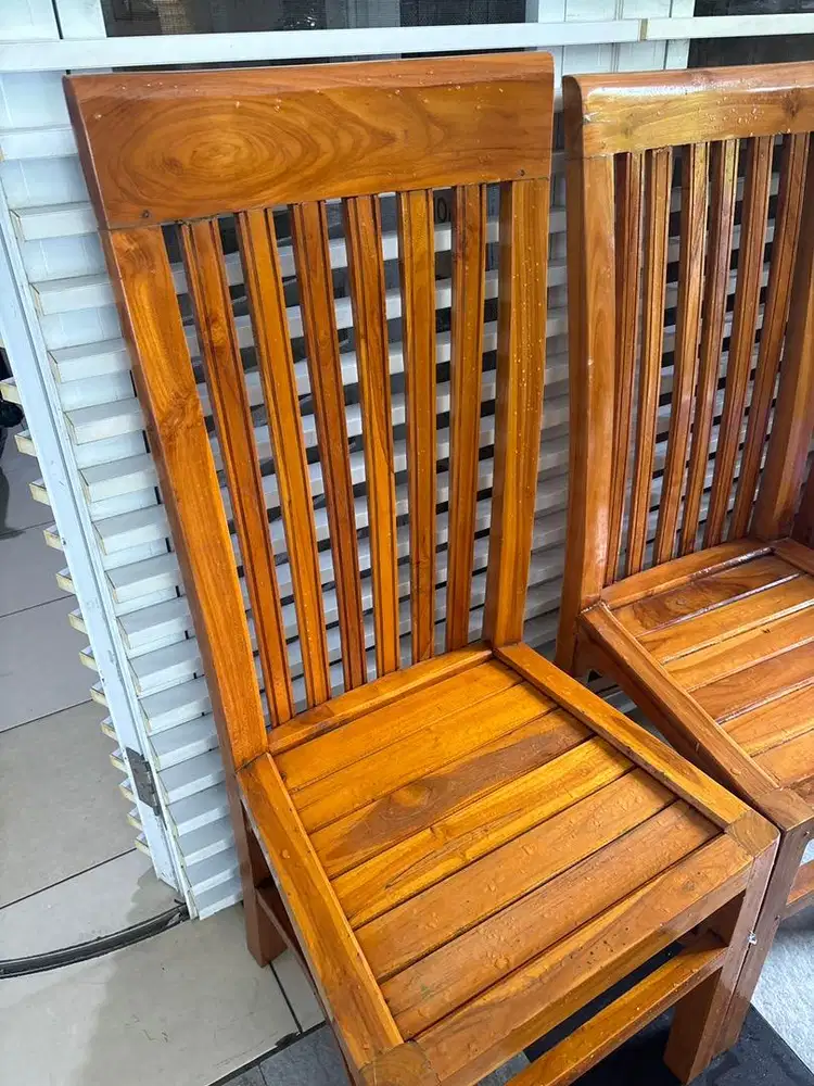 Meja makan kayu kuat bagus plus 5 kursi