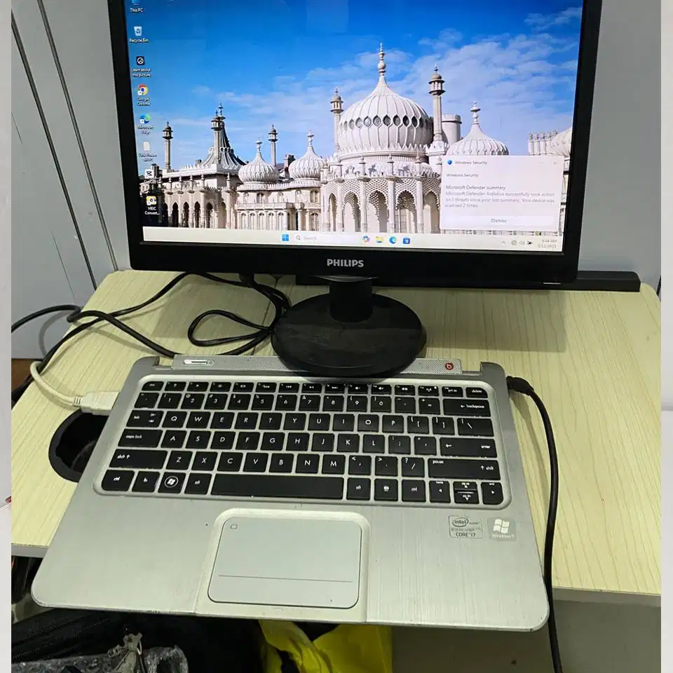 HP envy Spectra Ultrabook i7 RAM 4GB tanpa lcd