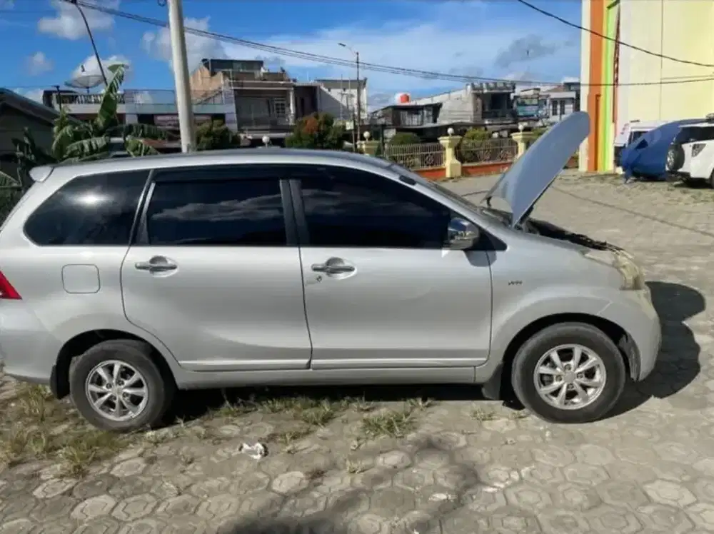 Jual cepat avanza tahun 2014