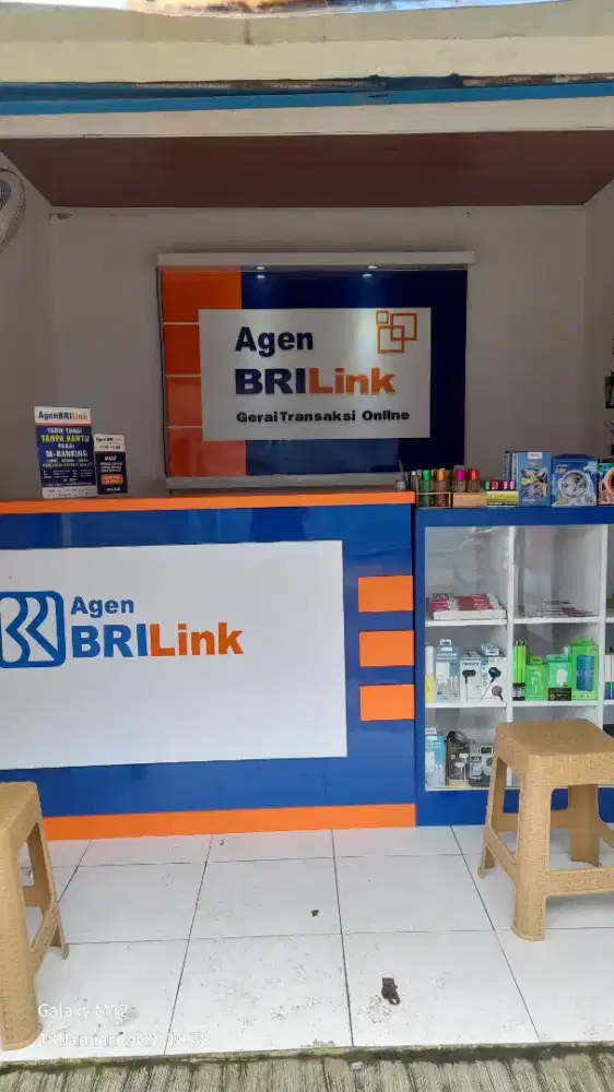 Di butuhkan karyawati