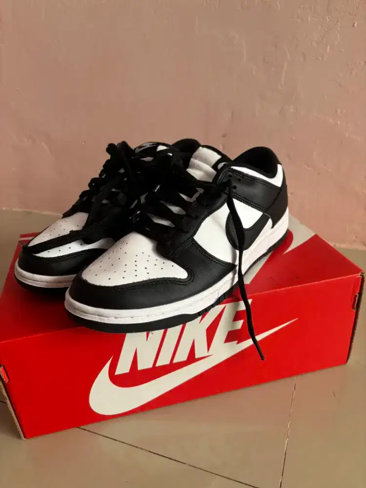 NIKE ORIGINAL WARNA HITAM PUTIH