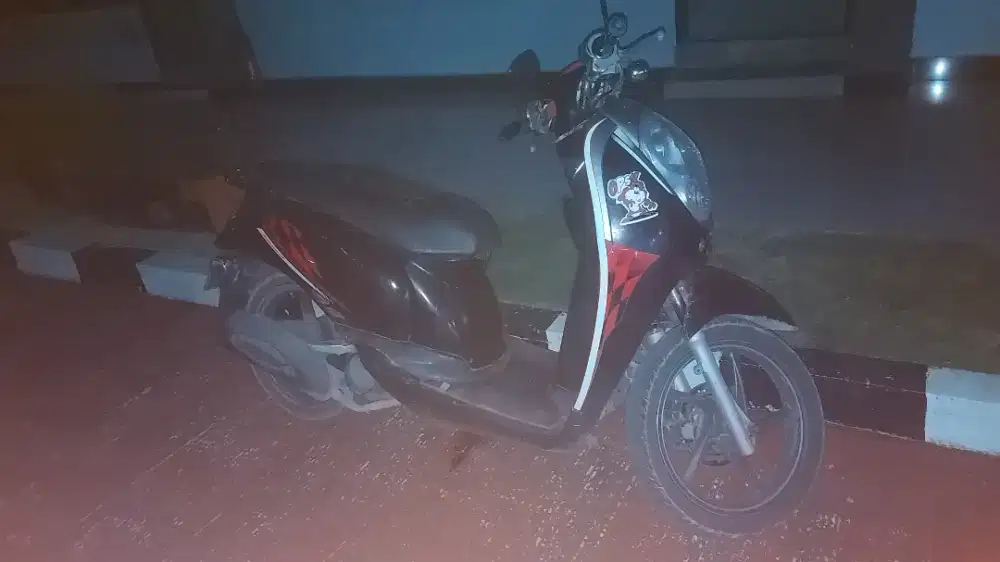 Scoopy 2011 Mesin Sehat STATER HIDUP lampu2 hidup