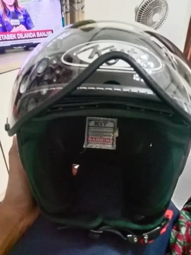 Jual Cepett helm KYT Elsico Hitam Metalik