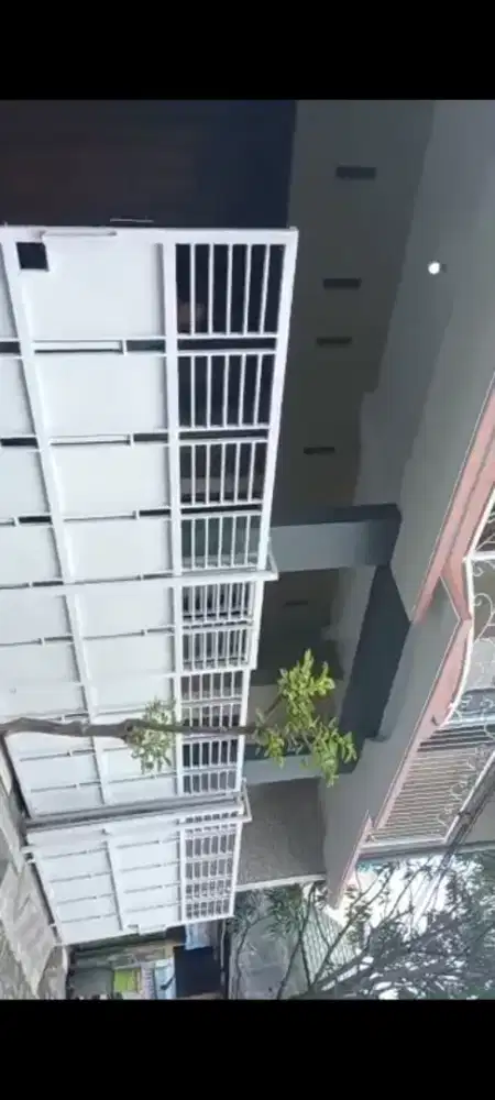 Jual cepat rumah dekat Alun Alun , Gor Sda