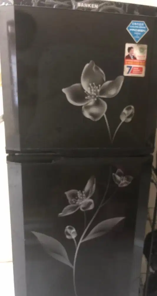 Dijual Kulkas sanken