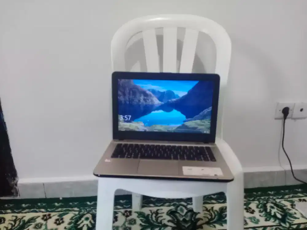 Dijual laptop Asus