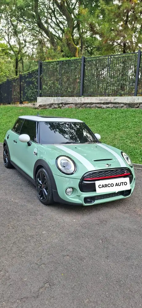 Mini Cooper S 2.0 JCW 2019 Record Tgn Pertama Like New