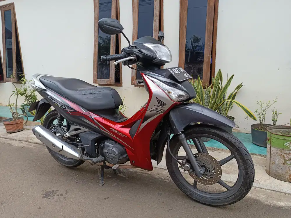 HONDA supra helmin 2014 mesin halus