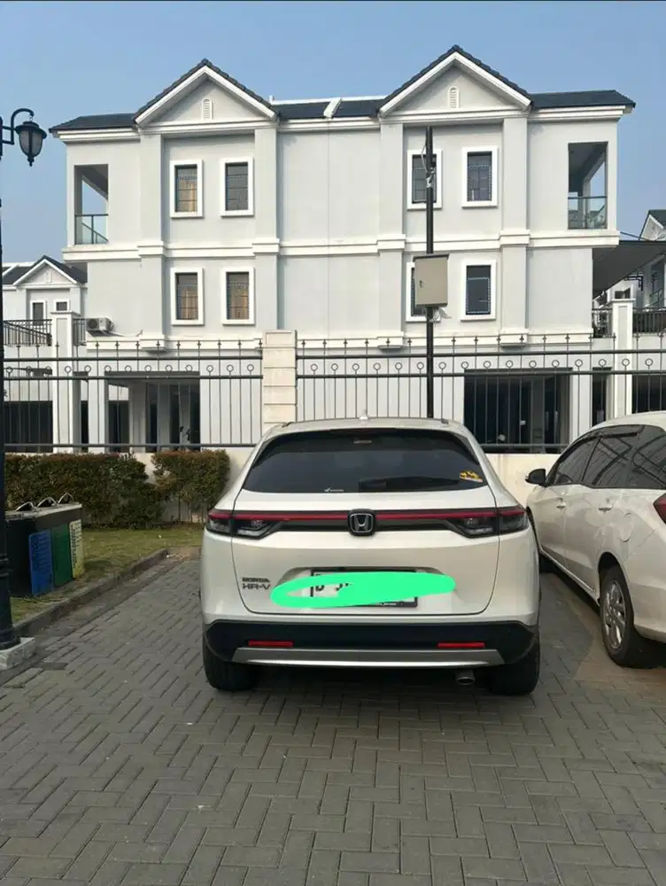 Jual mobil individu hrv SE 22
