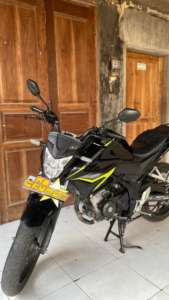 JUAL CB150R 2019 HITAM HIJAU