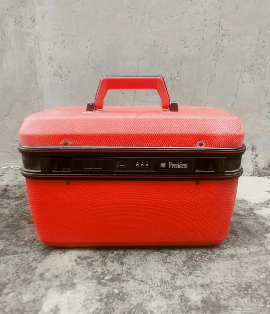 Tas koper box jadul antik tapi kekinian