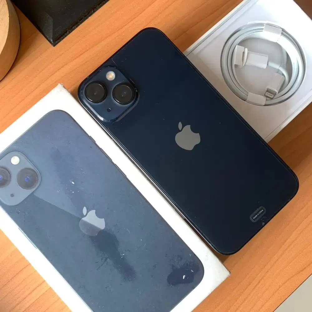 iPhone 13 128 GB iBox Garansi on sampai Des 2026 Resmi