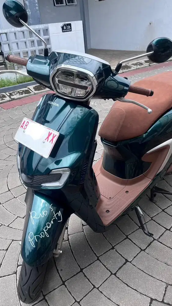 Honda Stylo ABS 160 cc plat AB